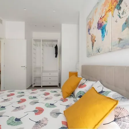 White House - Casa סורנטו