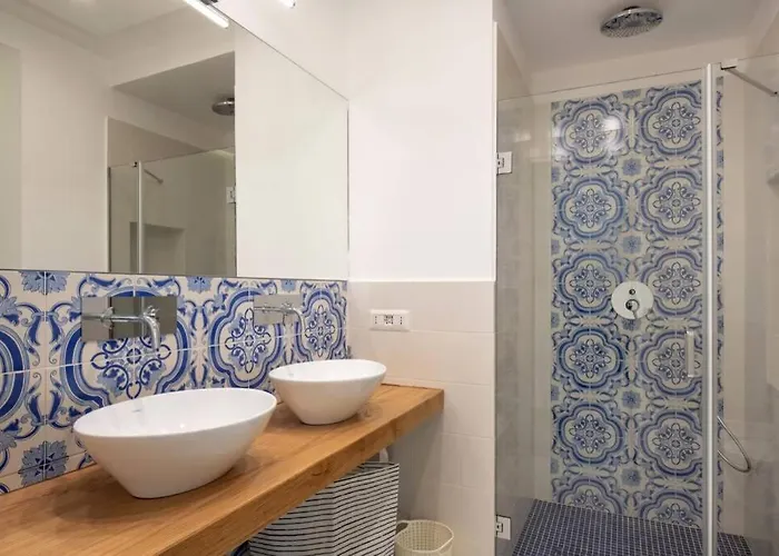 White House - Casa Апартаменты *