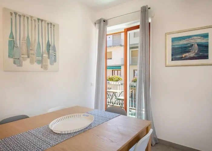 Апартаменты White House - Casa