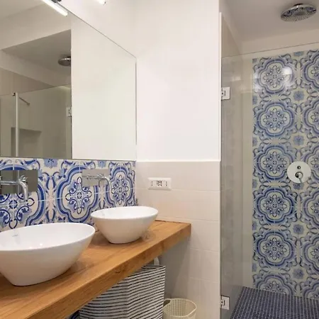 White House - Casa Apartment *